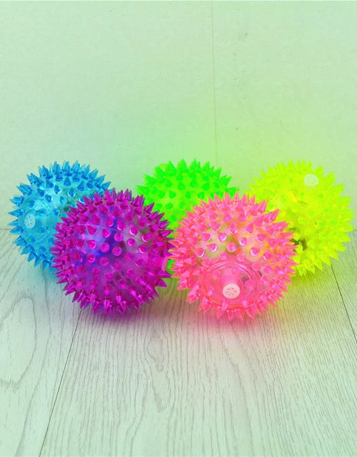 Load image into Gallery viewer, Dog Spiky Ball Toys, Dog Squeaky Chew Balls with Ultra Bouncy, Durable Rubber Dog Toys Ball for Puppy Teething Toys and Pet Cleans Teeth
