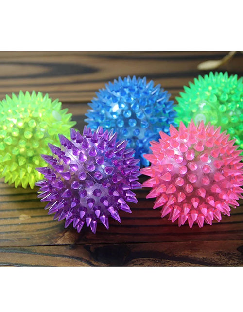 Load image into Gallery viewer, Dog Spiky Ball Toys, Dog Squeaky Chew Balls with Ultra Bouncy, Durable Rubber Dog Toys Ball for Puppy Teething Toys and Pet Cleans Teeth
